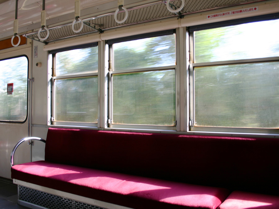 フリー写真 動いている電車の車内の風景でアハ体験 Gahag 著作権フリー写真 イラスト素材集
