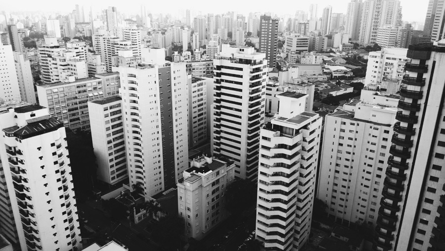 フリー写真 サンパウロの高層ビルの建ち並ぶ街の風景