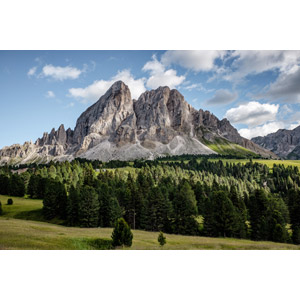 フリー写真, 風景, 山, 岩山, 樹木, イタリアの風景