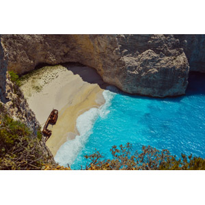 フリー写真, 風景, 海, ビーチ（砂浜）, 座礁船（放置船）, 崖, ナヴァイオ海岸, ギリシャの風景, ザキントス島