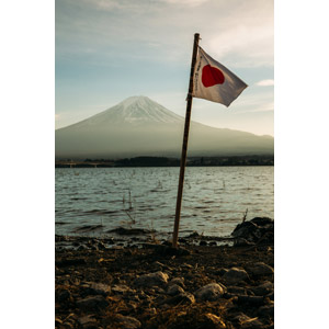フリー写真, 風景, 旗（フラッグ）, 日本の国旗（日の丸）, 山, 富士山, 世界遺産, 河口湖, 湖, 日本の風景, 山梨県